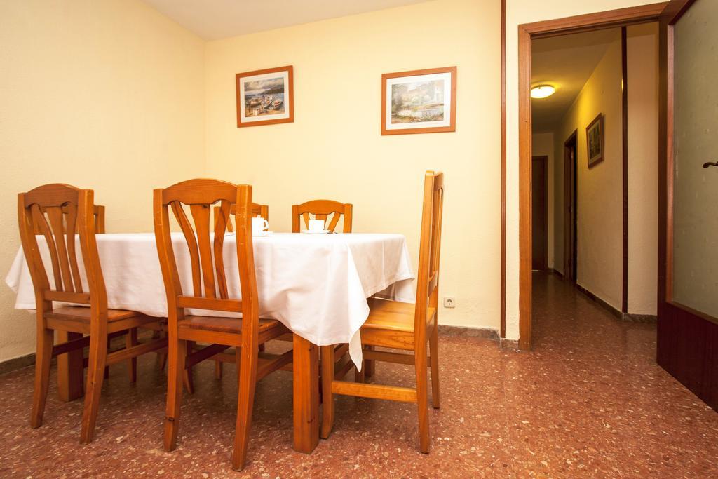 Apartamentos Bahia Dorada Y Iris Salou Eksteriør billede